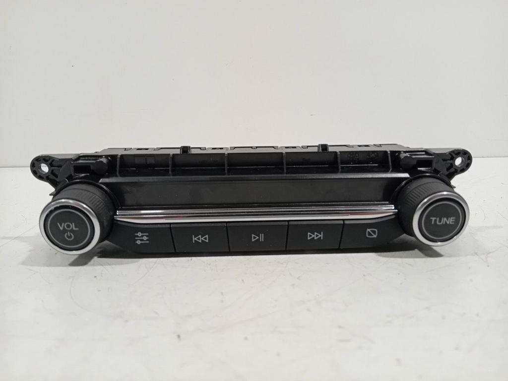 Radio bediening Ford Focus, Ophalen of Verzenden, Van der Ven Autorecycling B.V., Onderdelen@venauto.nl, Ettenseweg 76, 4706 PB Roosendaal, The Netherlands