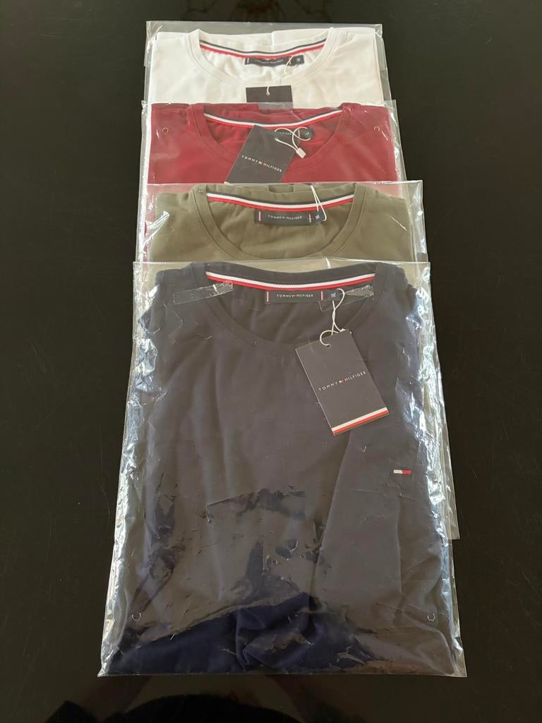 T shirt Tommy hilfiger, Kleding | Heren, T-shirts, Ophalen of Verzenden, Zo goed als nieuw, Blauw