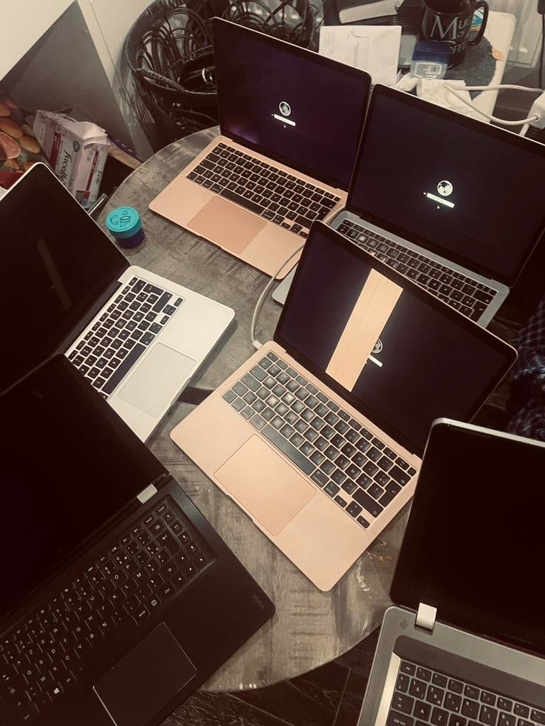 Je vends lot des MacBook Air et iPhone pour pièce  uniquemen, Enlèvement ou Envoi, Comme neuf
