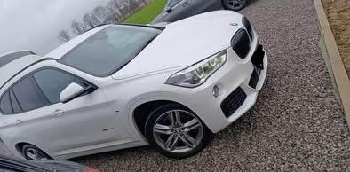 Bmw x1 sdrive18d prêt à immatriculer, Auto's, BMW, 4 cilinders, Wit, Leder, 5 deurs