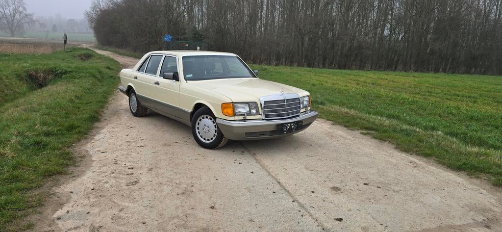 1987 Mercedes-Benz 560SEL, Auto's, Automaat, 4 deurs, Achterwielaandrijving, Beige