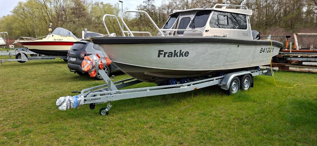 Mooie toer visboot, Aluminium, Zo goed als nieuw, Ophalen, 70 pk of meer