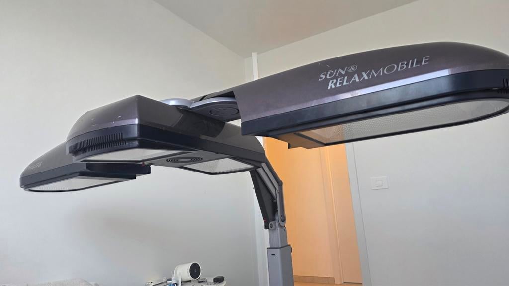 LIT DE BRONZAGE PORTABLE PHILIPS SUN & RELAXMOBILE, NOUVELLE, Enlèvement