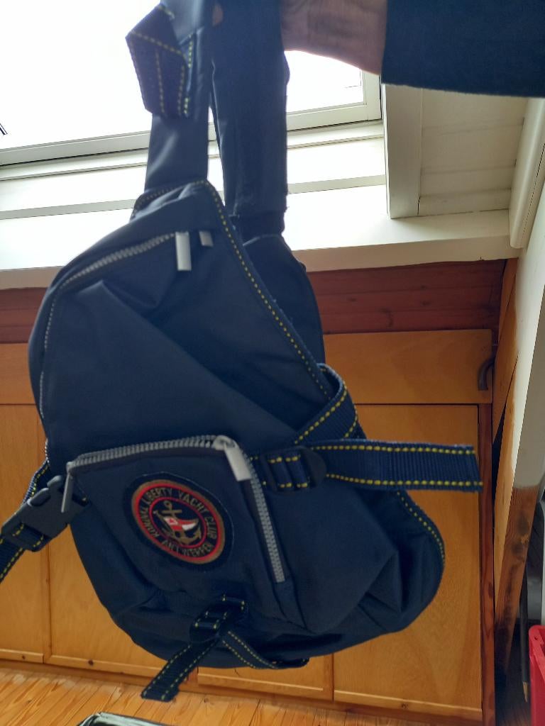 sac à dos, Enlèvement, Comme neuf