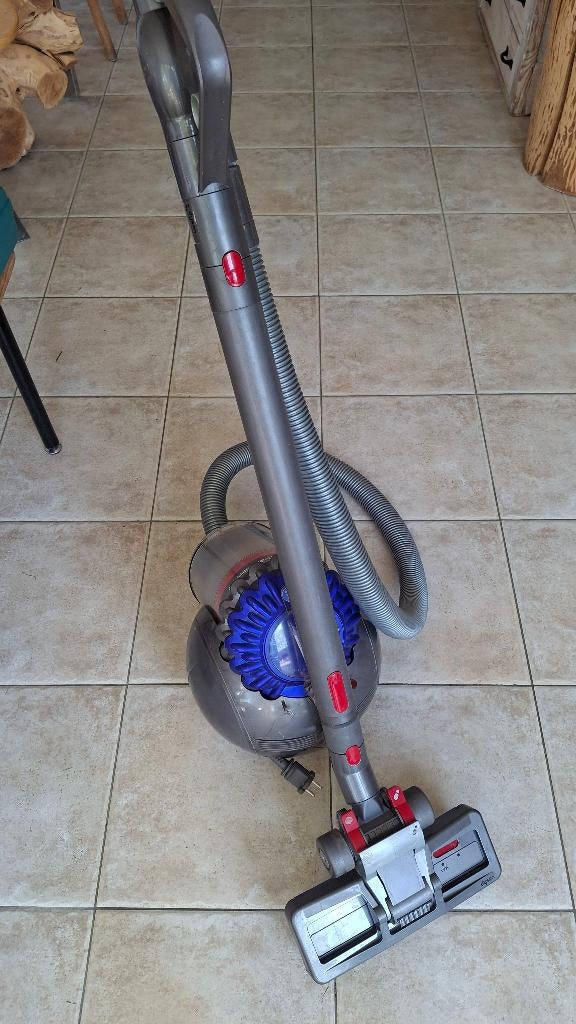 Aspirateur dyson, Electroménager, Aspirateurs, Aspirateur, Réservoir, Enlèvement, Utilisé