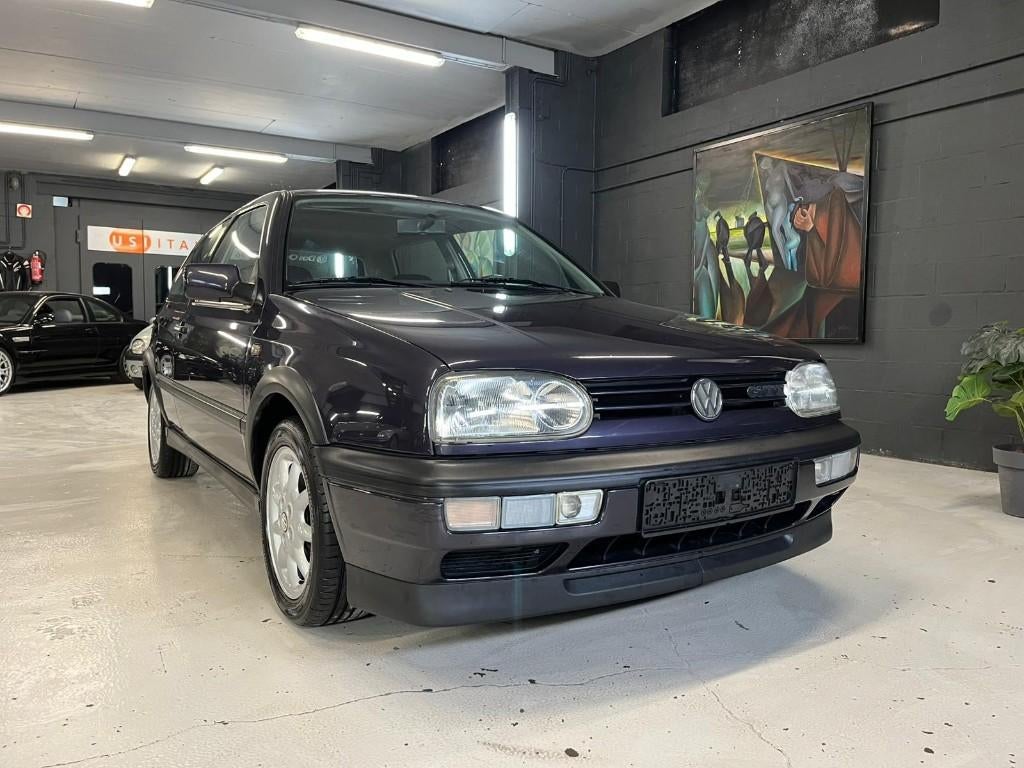 VW GOLF 3 ** GTI ** VEHICULE BELGE ** ETAT EXEPTIONNEL **, Autos, Volkswagen, Entreprise, Noir, Golf, Tissu