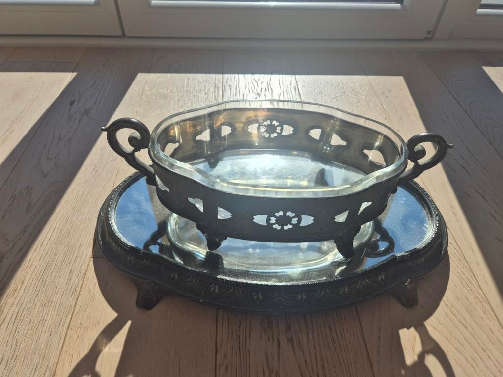 Jardinière ancienne en métal argenté MINERVA, Antiquités & Art, Enlèvement ou Envoi