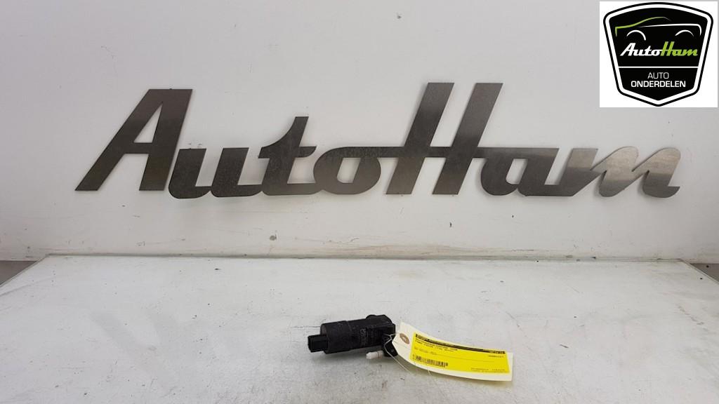 LAVE-GLACE POMPE AVANT Ford Focus 3 (01-2010/01-2020), Utilisé, Ford