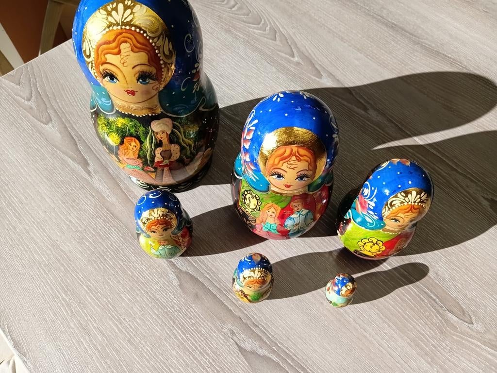 Set van zes originele russische matroesjka poppetjes, Ophalen