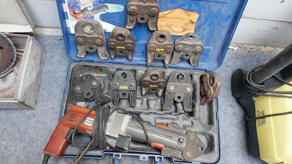 Sanitair cv loodgieter lot te koop, Enlèvement