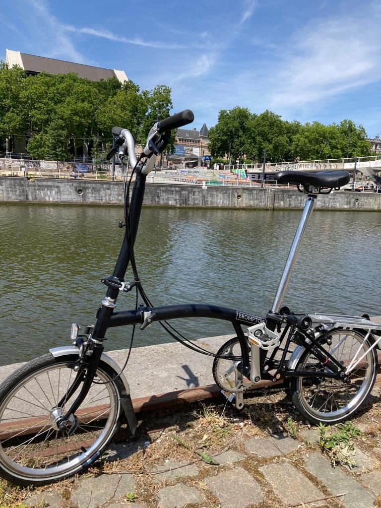 Brompton H6R 6-versnellingen zwart bagagerek, Fietsen en Brommers, Ophalen, Brompton, 14 tot 16 inch, Versnellingen