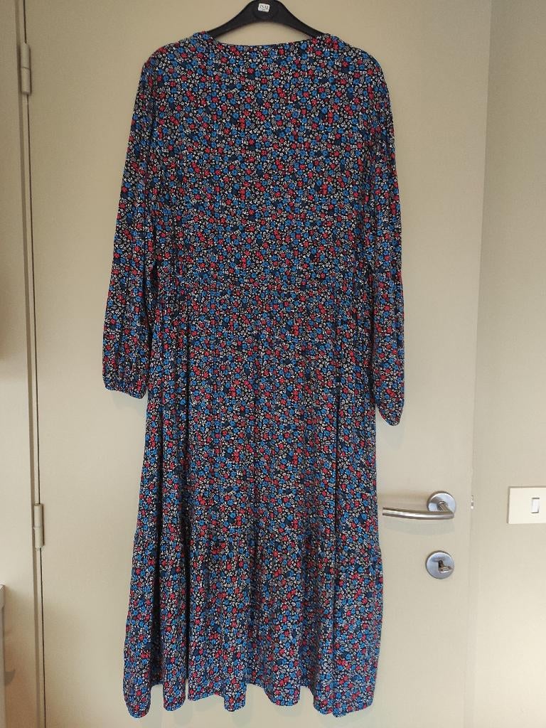 Blauw gebloemd lang kleedje Jessica maat L, Kleding | Dames, Ophalen, JESSICA, Blauw, Maat 42/44 (L)