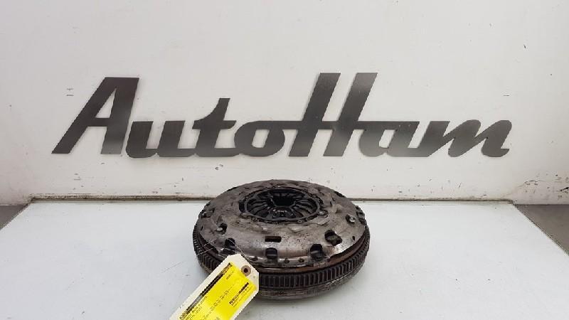 VOLANT MOTEUR BI-MASSE Volkswagen Jetta IV (162 / 16A), Utilisé, Volkswagen