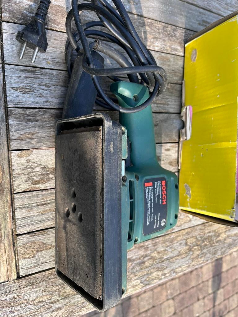 Ponceuse vibrante Bosch, Enlèvement, Utilisé, Moins de 600 watts, Ponceuse à bande