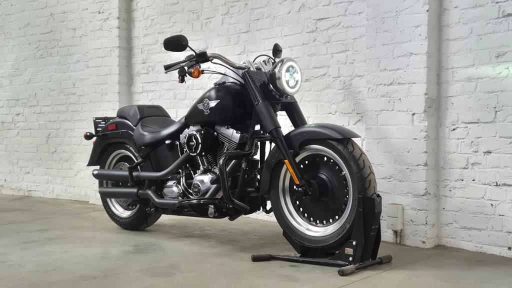 Harley-Davidson Fat Boy Matt Black – 5HD @motomobilia, 2 cilinders, 1690 cc, Bedrijf, Meer dan 35 kW