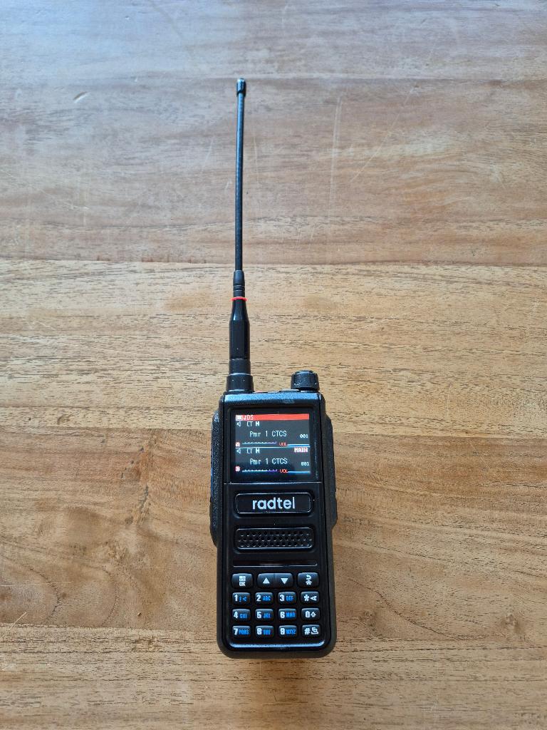 Radtel Rt-470, Telecommunicatie, Ophalen of Verzenden, Gebruikt, 2 to 5 km, Portofoon of Walkie-talkie