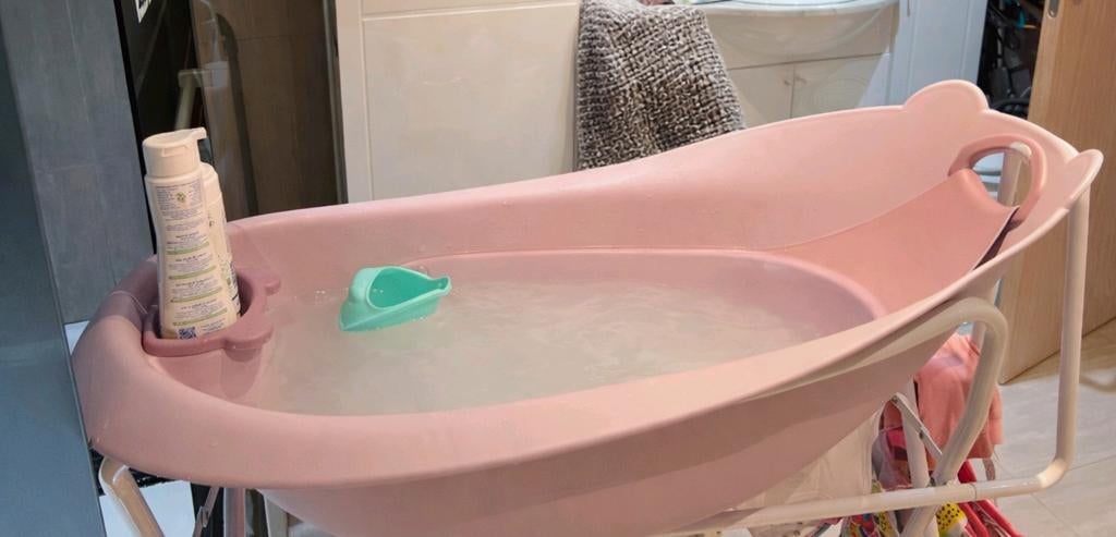 Babybadje Bear van Bo Jungle pink pastel mét extra's, Ophalen