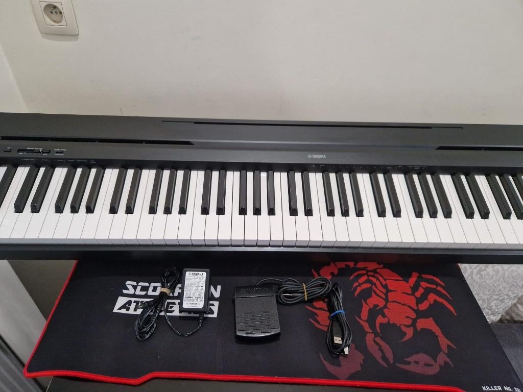 Yamaha P-45 digitale piano met 88 toetsen, Ophalen, Zwart, Digitaal, Zo goed als nieuw