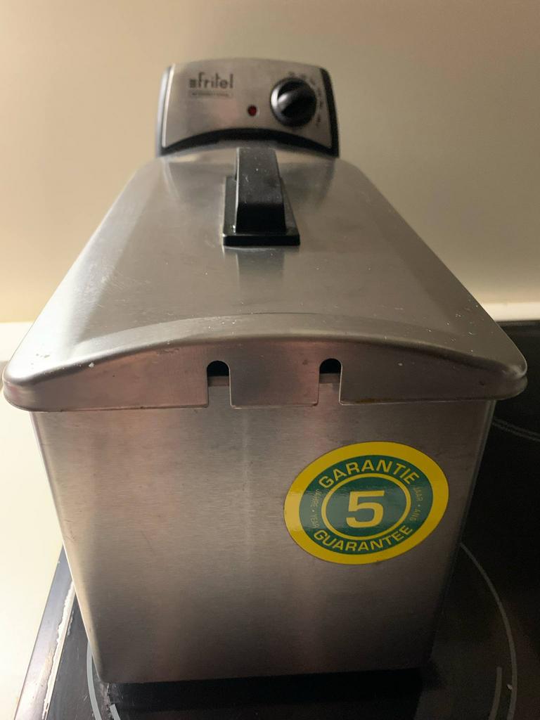 Fritketel koffiezetapparaat enzovoort, Ophalen, Zo goed als nieuw
