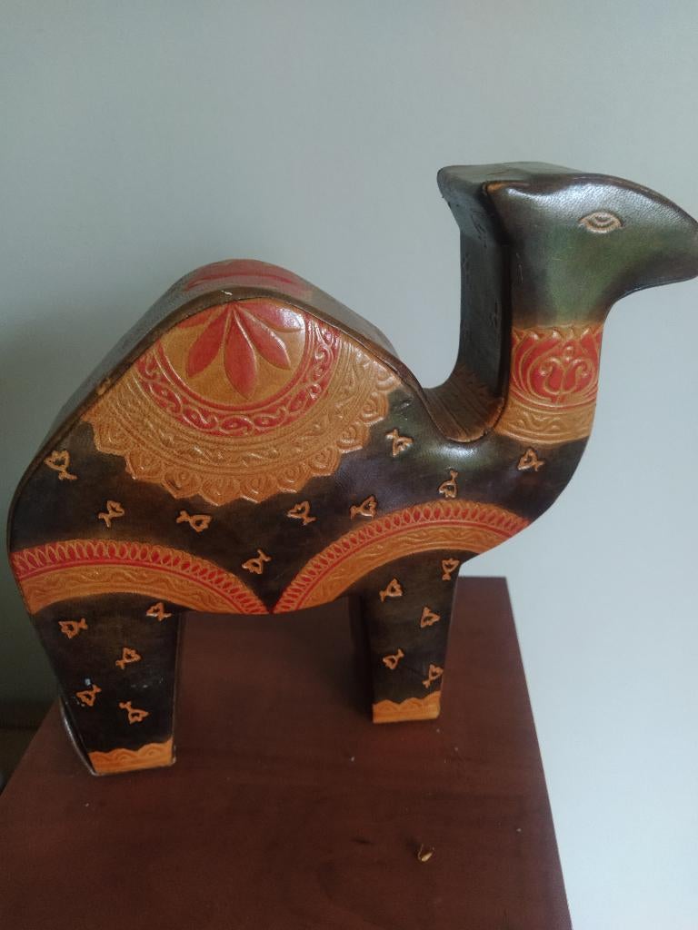 spaarpotten:spaarhond,spaarvarken,spaarkoe,-beer,-dromedaris, Verzamelen, Ophalen of Verzenden, Zo goed als nieuw, Dier