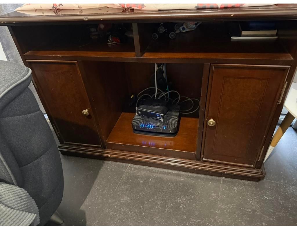 T.V kast, Huis en Inrichting, Ophalen, Zo goed als nieuw