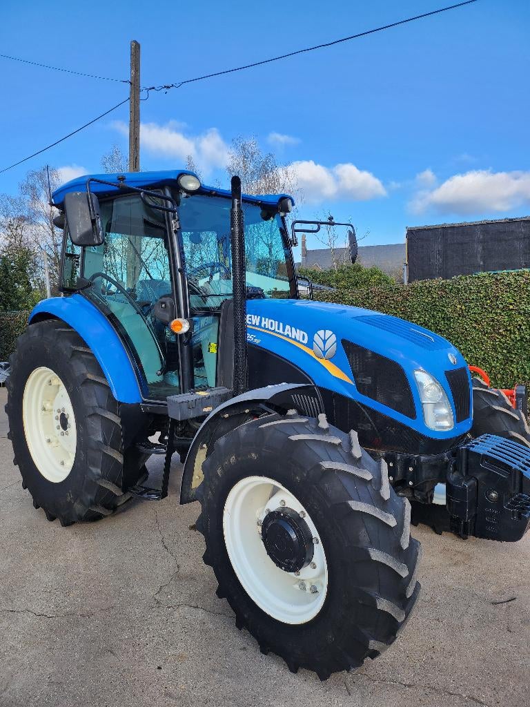 NEW HOLLAND TD5.95, Articles professionnels, Agriculture | Tracteurs, jusqu'à 2500, New Holland, 80 à 120 ch, Utilisé, Enlèvement