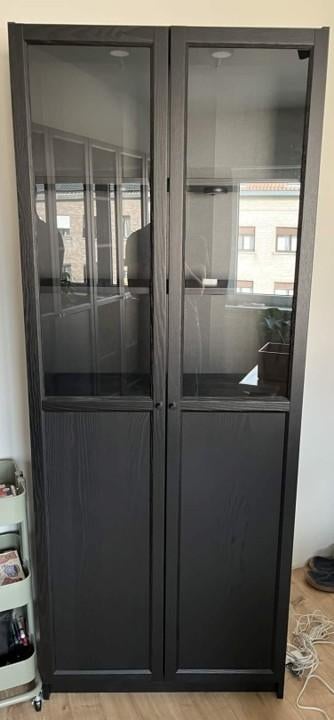 Zwarte BILLY, glazen deuren + verlichting (6 spots), Huis en Inrichting, Ophalen, Met deur(en), 50 tot 100 cm, Zo goed als nieuw