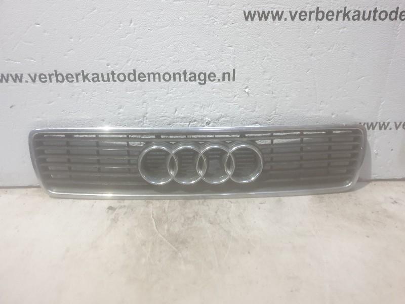 CALANDRE Audi 80 (B4) (01-1991/12-1995) (80d-853-651c), Utilisé, Audi