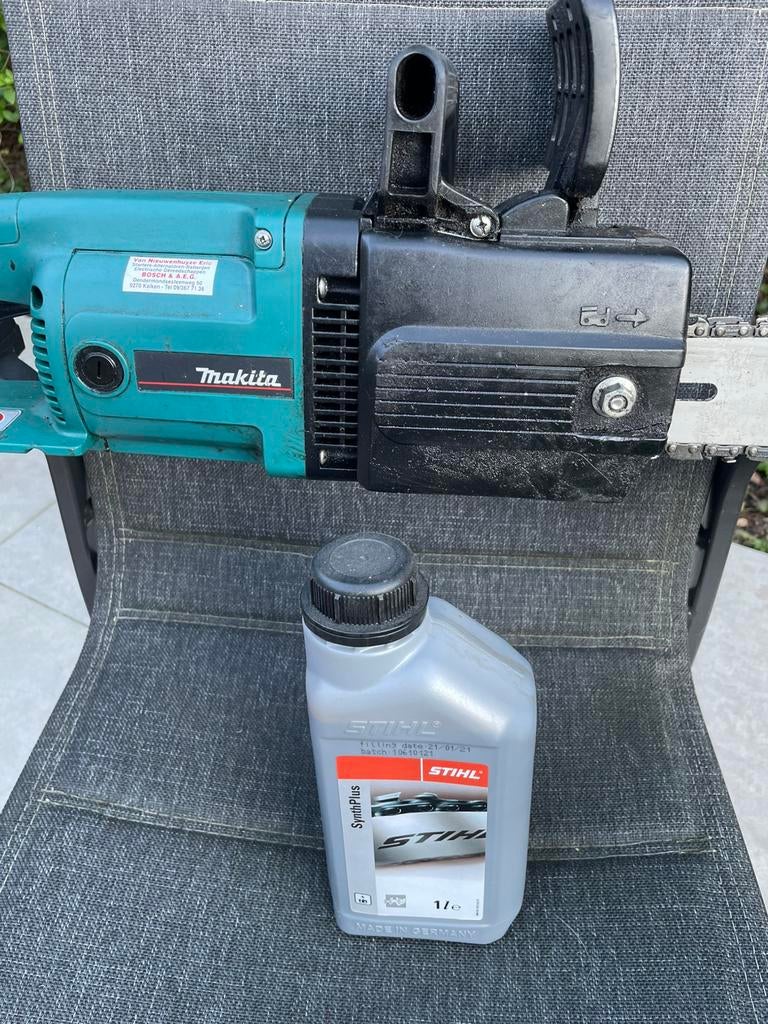 Makita kettingzaag, Ophalen, Gebruikt, Kettingzaag