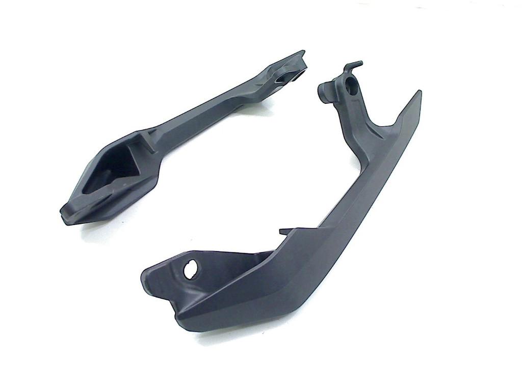 POIGNEE SET Honda X ADV 750 2021- (X-ADV ADV750H RH10), Motos, Pièces | Honda, Dhr. S. di Majo, Utilisé, Info@cama-motorparts.nl