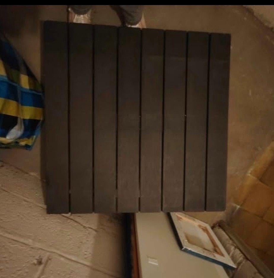 Table de jardin + 2 bancs, Ophalen, Zo goed als nieuw, Vierkant, Kunststof