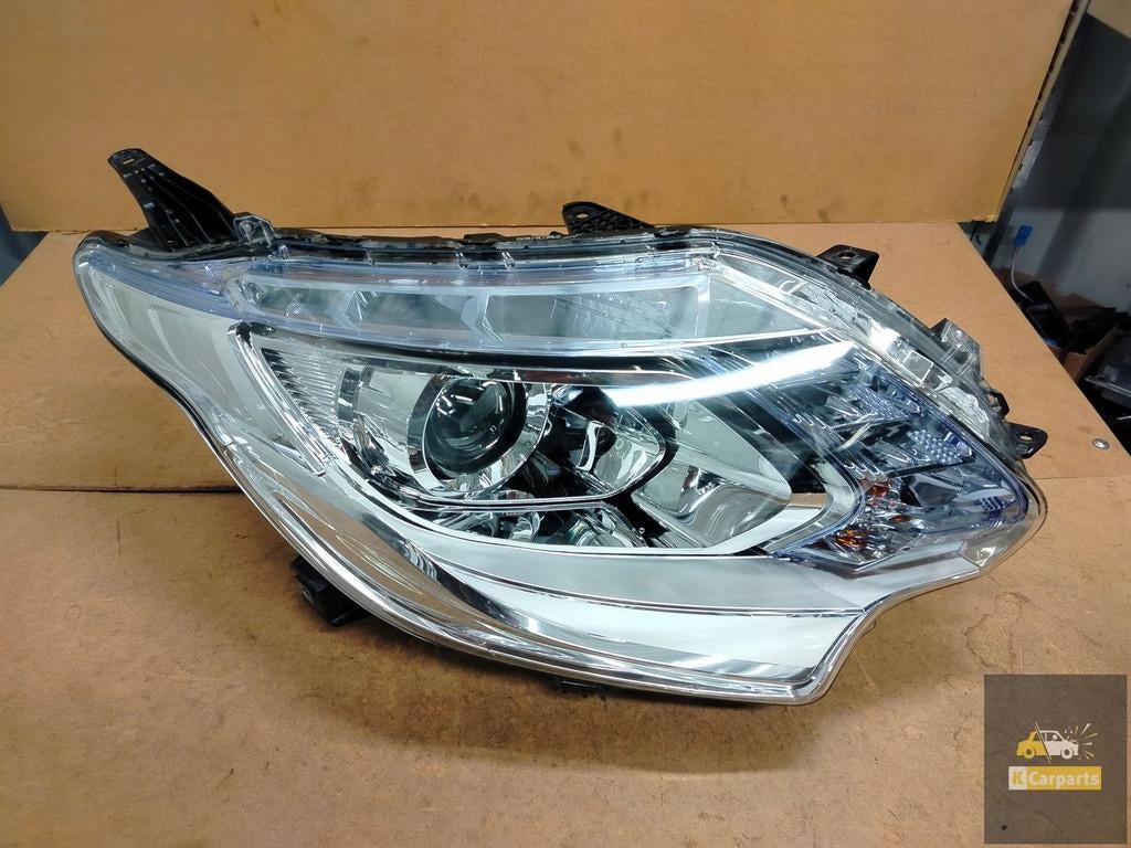 8301C742, Lampe au x non droite Mitsubishi L200 V en parfait, Info@mitsubishi-motors.com, Mitsubishi Motors Corporation, Utilisé