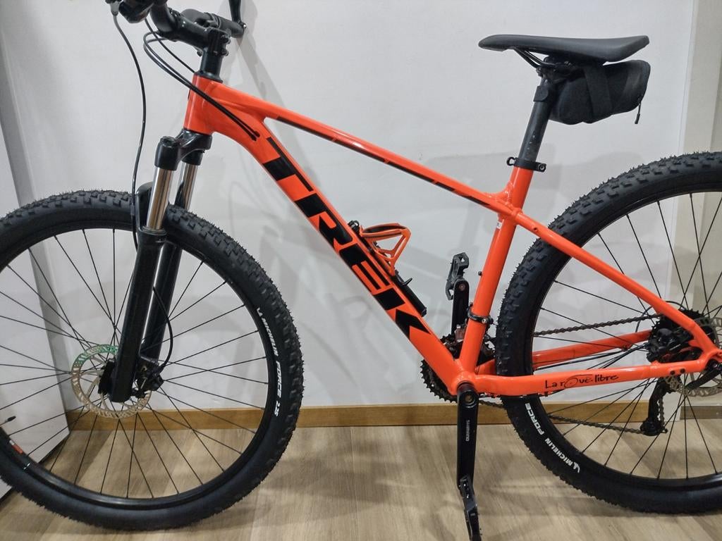 VTT Trek marlin 7 quasi NEUF !!, Fietsen en Brommers, Trek