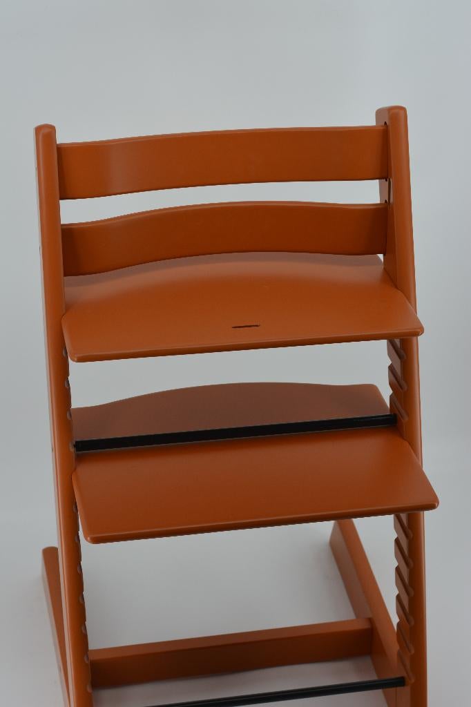 Stokke Tripp Trapp Lava Orange – Refurbished model, Verzenden, Zo goed als nieuw, Meegroeistoel, Gordel(s)