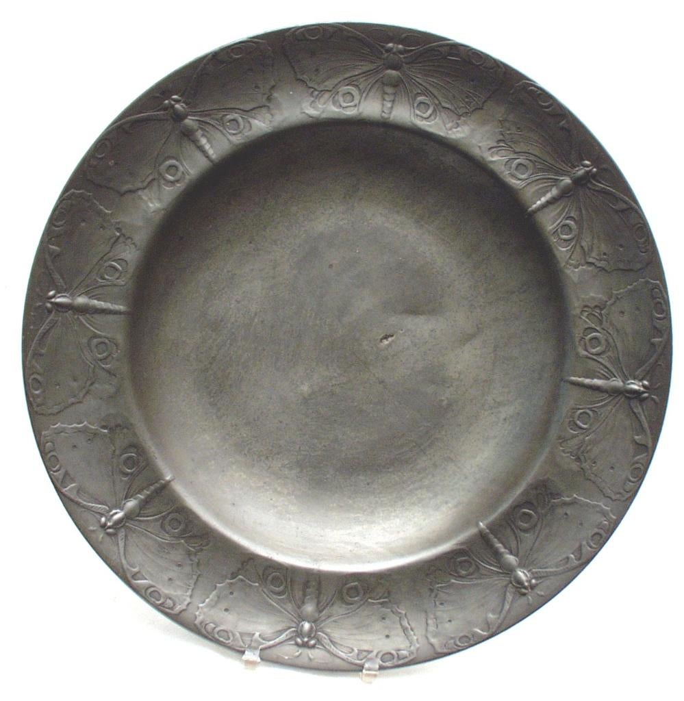 Jugendstile Bord - (40 cm.) - Kayserzinn - Hugo Leven., Antiquités & Art, Enlèvement ou Envoi