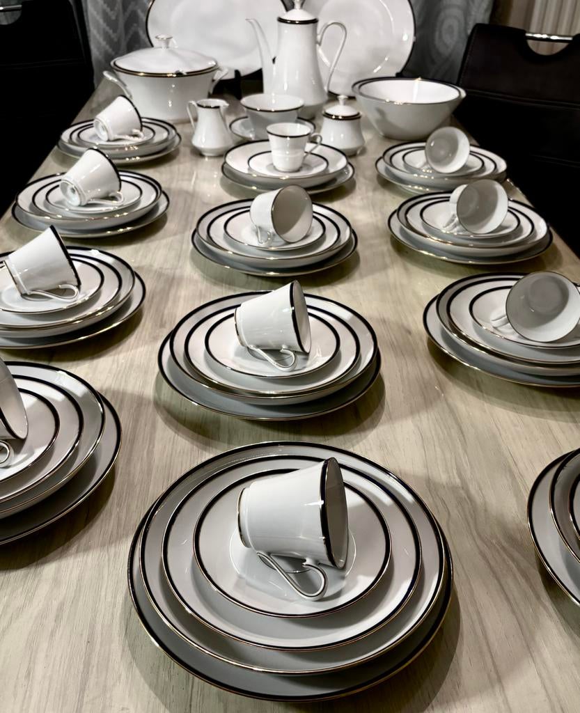 Service de table 68 pièces en porcelaine Royal Tettau, Antiquités & Art, Enlèvement