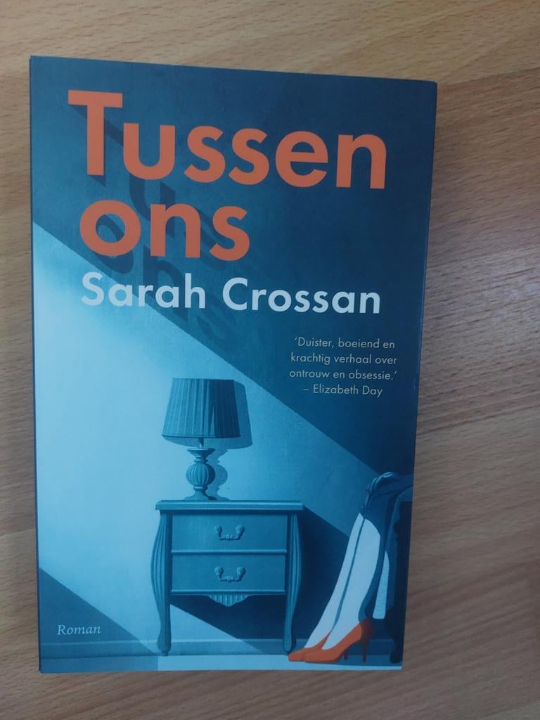 Sarah Crossan : Tussen ons, Boeken, Thrillers, Ophalen of Verzenden