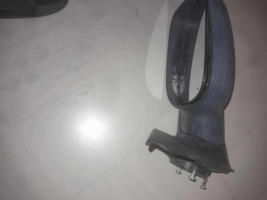 Pièces détachées auto – Land Rover / Mercedes / Jeep, Jeep