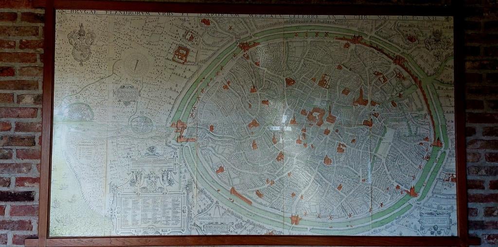 Oud stadsplan Brugge. In houten lijst, Ophalen