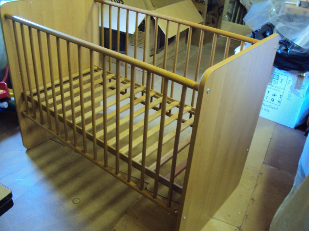 118 lit bébé, Enfants & Bébés, Enlèvement ou Envoi, Comme neuf, Autres types