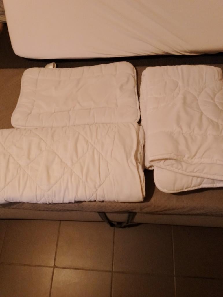 Couverture et coussin