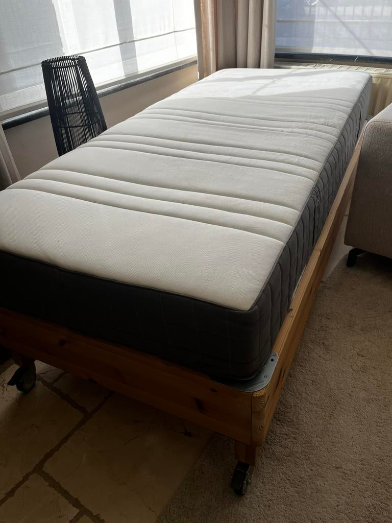 Lit 1 pers + matelas, Maison & Meubles, Chambre à coucher | Matelas & Sommiers, 90 cm, Matelas, Une personne, Enlèvement