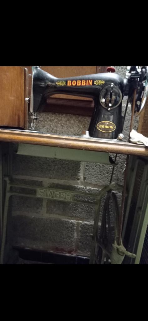 Bobbin naaimachine, Antiek en Kunst, Ophalen