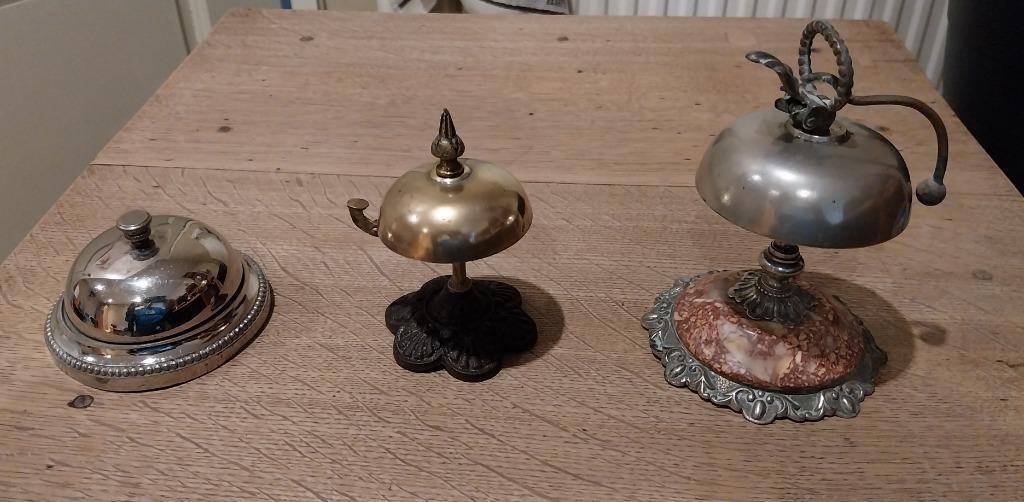 Sonnettes de comptoir de bar, Enlèvement