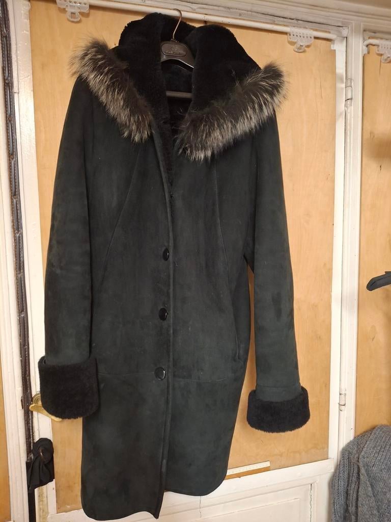 Veste 3/4 mouton retourné & daim & capuche T40/42, Enlèvement, Comme neuf