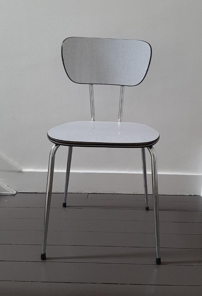 Chaise en formica de couleur gris clair (vintage sixties), Maison & Meubles, Enlèvement ou Envoi, Utilisé, Vintage sixties formica