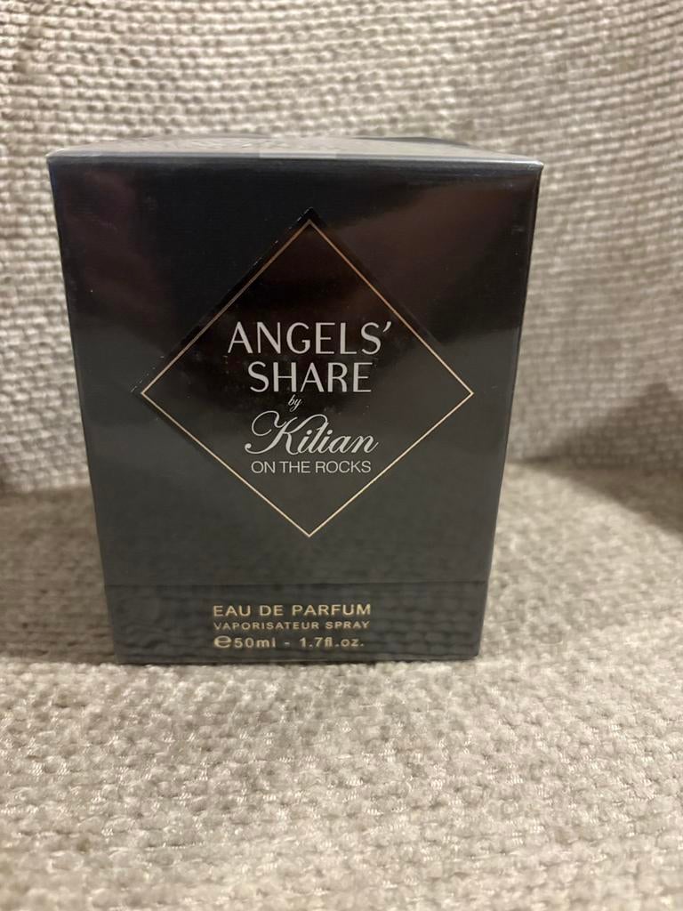 Kilian angle’s share, Enlèvement, Comme neuf