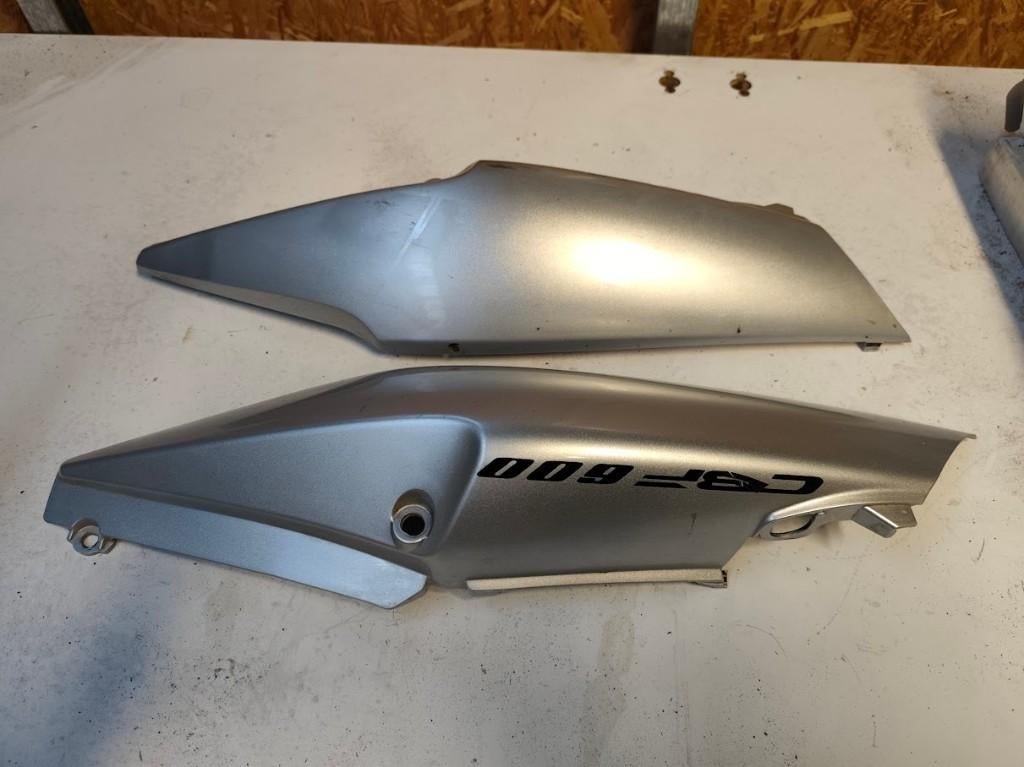 HONDA CBF600 - lot de pièces détachées bon état, Motos, Pièces | Honda, Enlèvement, Utilisé