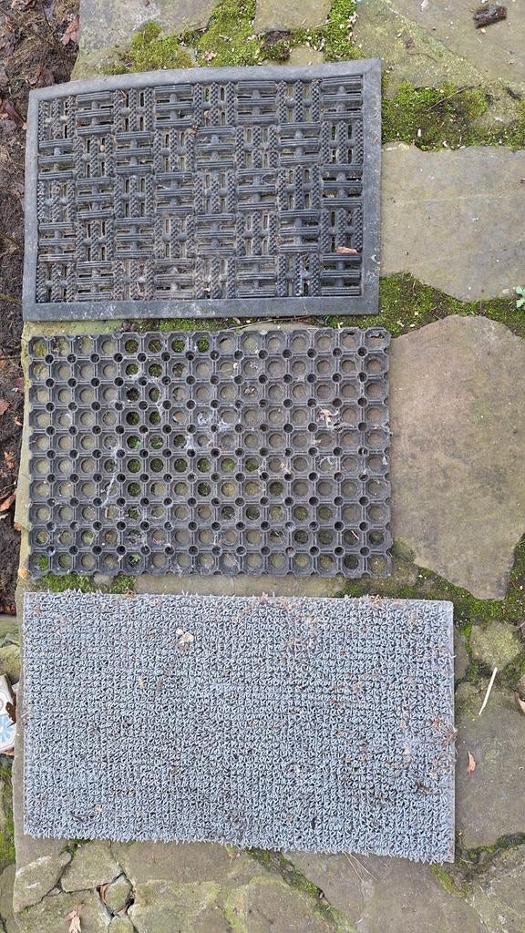 Gratis deurmat - 3 stuks - ophalen regio Muizen (Mechelen), Tuin en Terras, Ophalen, Gebruikt, Rubber, Droogloopmat