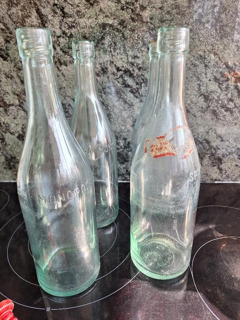 4 oude flessen van Spa Monopole met binnenkomende kurken, Ophalen of Verzenden, Gebruikt
